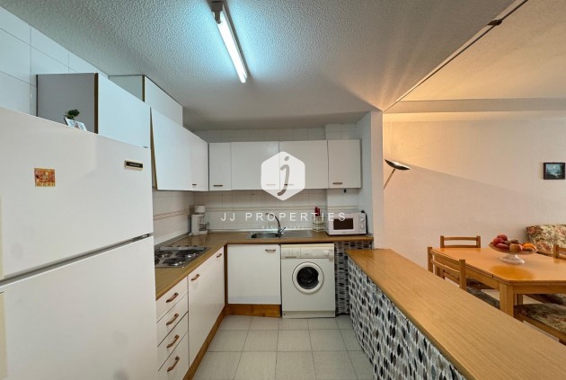 Resale - Apartment / flat -
Torrevieja - Centro