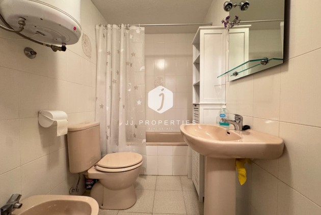 Resale - Apartment / flat -
Torrevieja - Centro