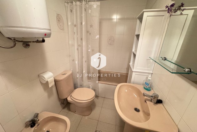 Resale - Apartment / flat -
Torrevieja - Centro
