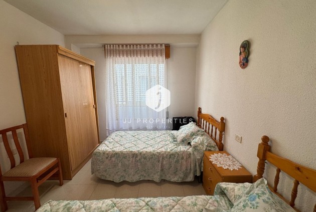 Resale - Apartment / flat -
Torrevieja - Centro