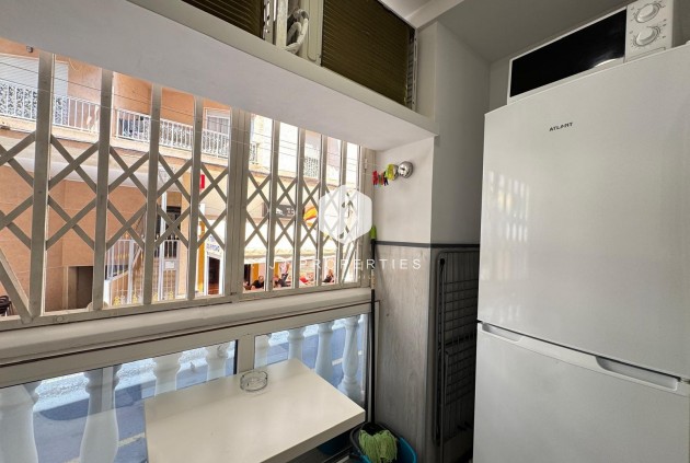 Resale - Apartment / flat -
Torrevieja - Playa del Cura