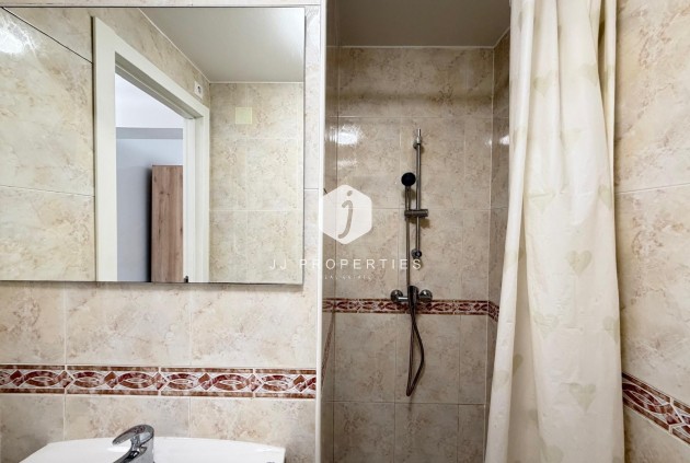 D'occasion - Appartement -
Torrevieja - Centro
