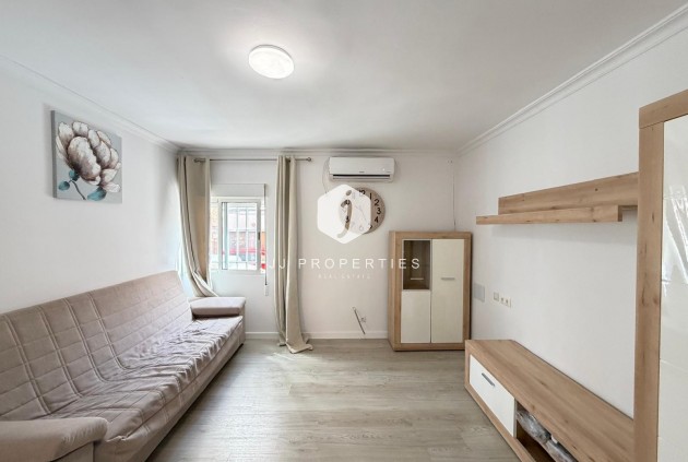 D'occasion - Appartement -
Torrevieja - Centro