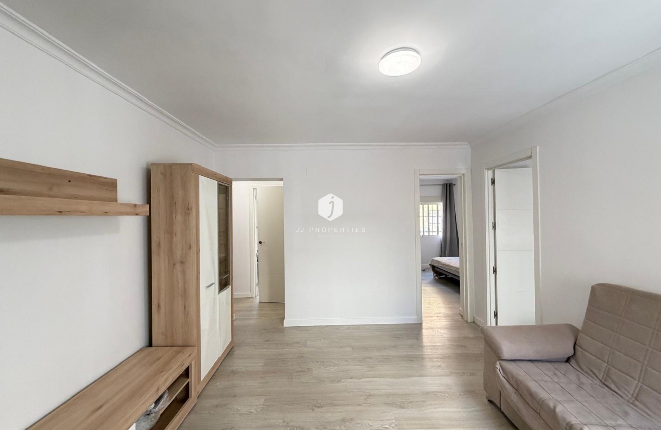 D'occasion - Appartement -
Torrevieja - Centro