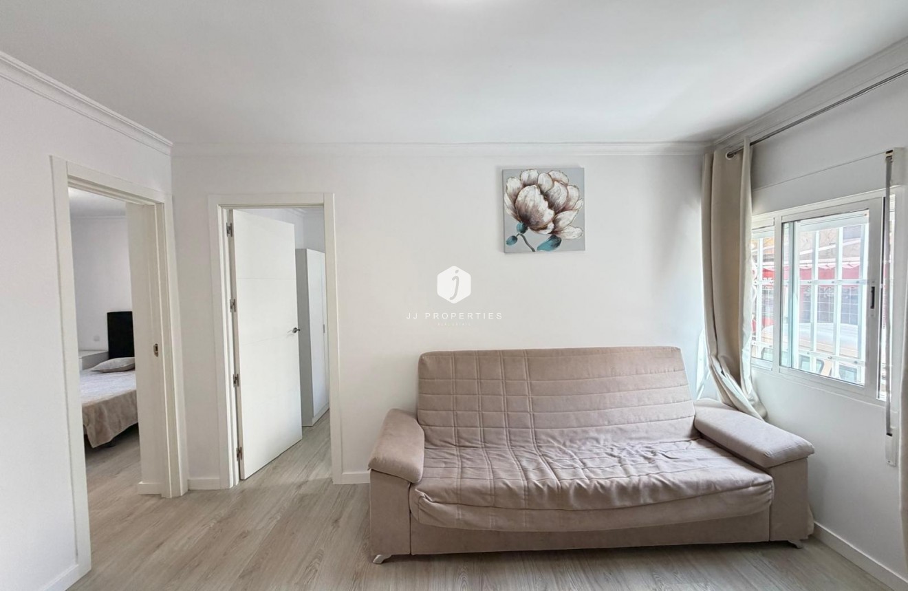 D'occasion - Appartement -
Torrevieja - Centro