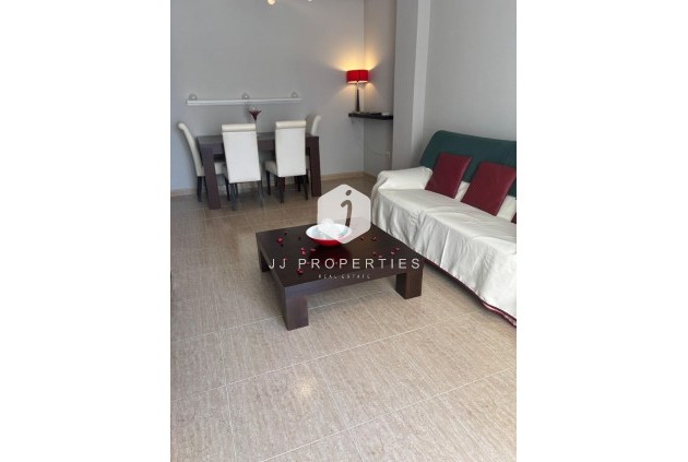 Resale - Apartment / flat -
Torrevieja - Centro