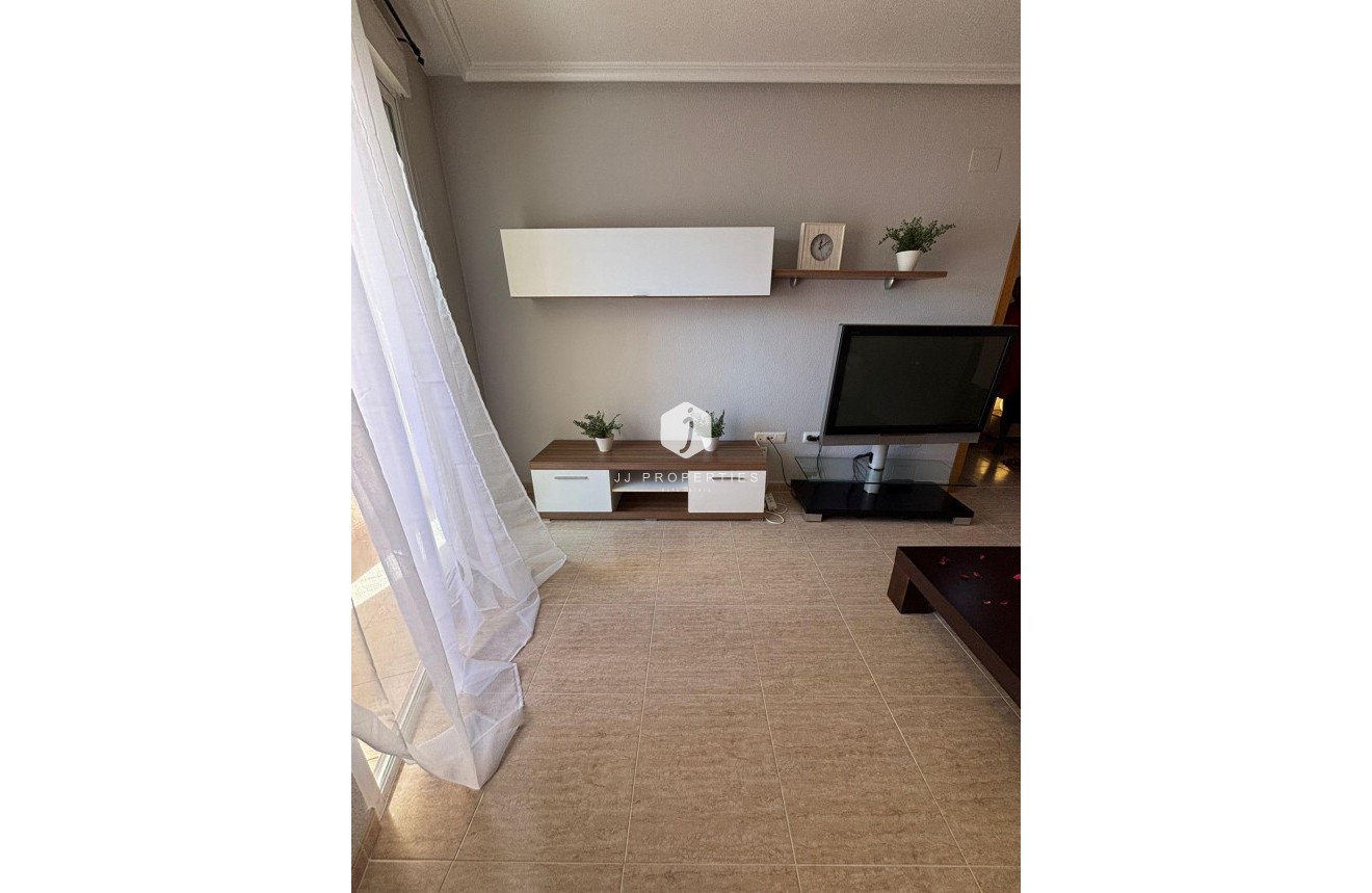 Resale - Apartment / flat -
Torrevieja - Centro
