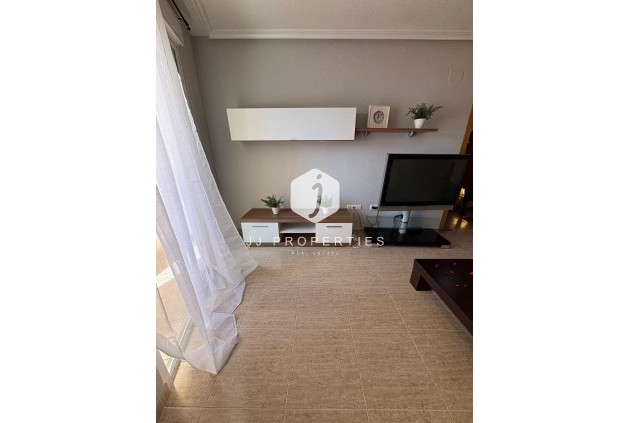 Resale - Apartment / flat -
Torrevieja - Centro