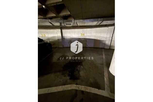 Resale - Apartment / flat -
Torrevieja - Centro