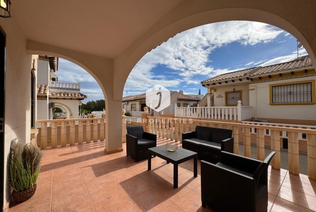 Resale - Chalet -
Orihuela Costa - Lomas De Cabo Roig-los Dolses
