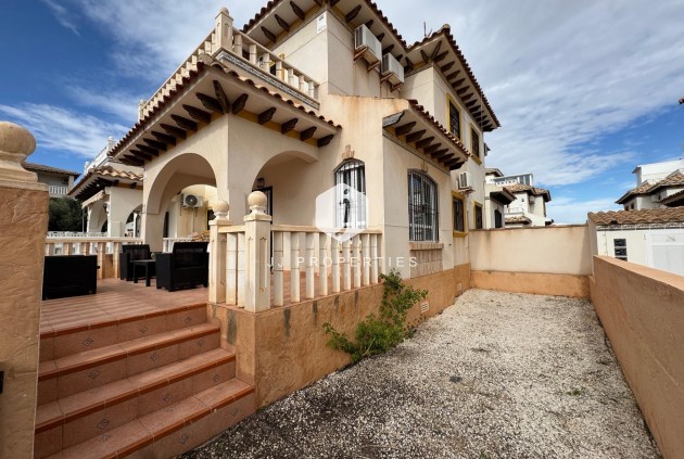 Resale - Chalet -
Orihuela Costa - Lomas De Cabo Roig-los Dolses