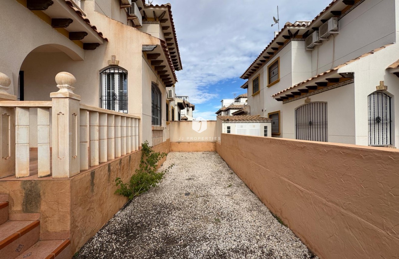 Resale - Chalet -
Orihuela Costa - Lomas De Cabo Roig-los Dolses