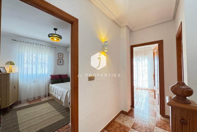 Resale - Chalet -
Orihuela Costa - Lomas De Cabo Roig-los Dolses
