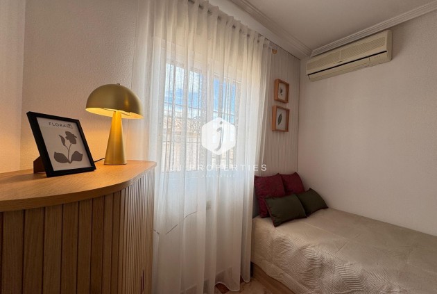 Resale - Chalet -
Orihuela Costa - Lomas De Cabo Roig-los Dolses