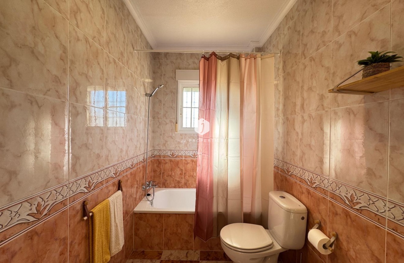 Resale - Chalet -
Orihuela Costa - Lomas De Cabo Roig-los Dolses