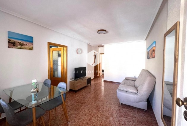 Resale - Bungalow -
Torrevieja - Los Balcones - Los Altos del Edén