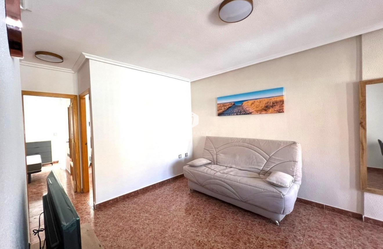 Resale - Bungalow -
Torrevieja - Los Balcones - Los Altos del Edén