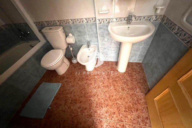 Resale - Bungalow -
Torrevieja - Los Balcones - Los Altos del Edén