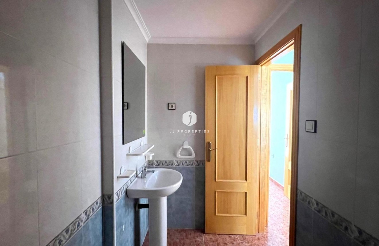 Resale - Bungalow -
Torrevieja - Los Balcones - Los Altos del Edén