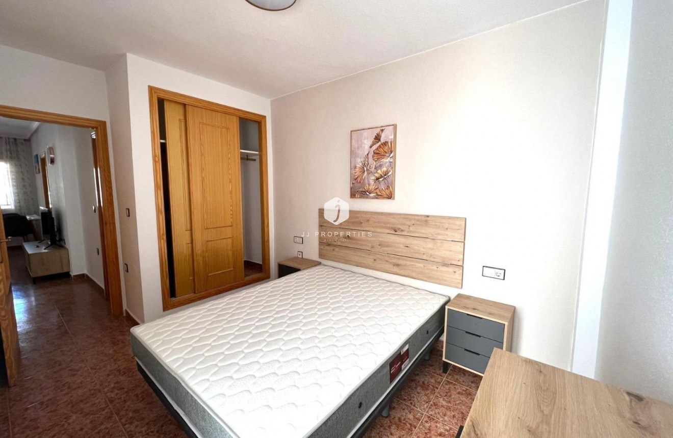 Resale - Bungalow -
Torrevieja - Los Balcones - Los Altos del Edén
