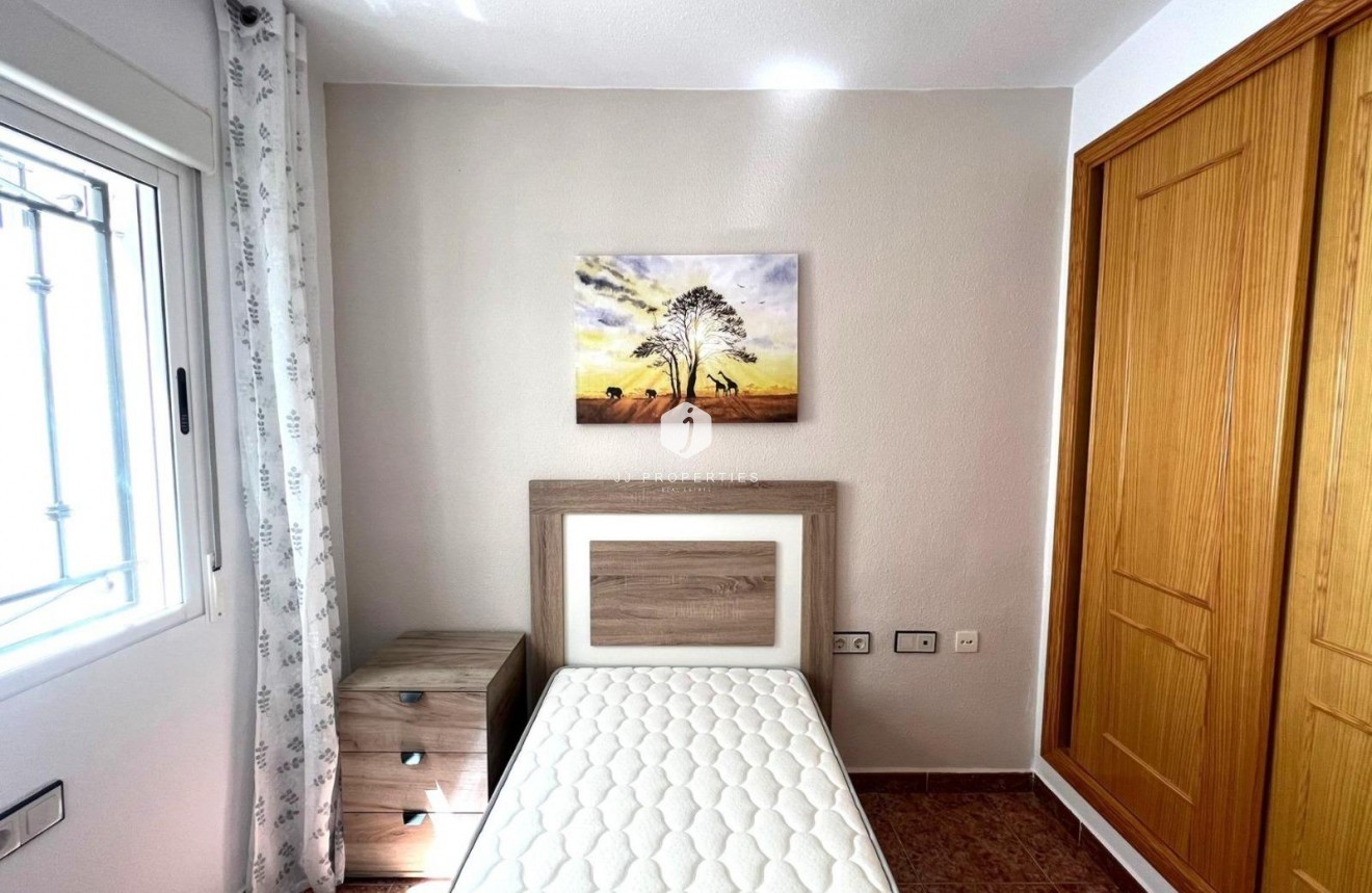 Resale - Bungalow -
Torrevieja - Los Balcones - Los Altos del Edén