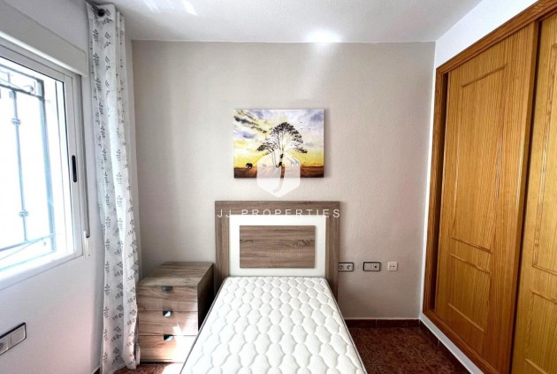 Resale - Bungalow -
Torrevieja - Los Balcones - Los Altos del Edén