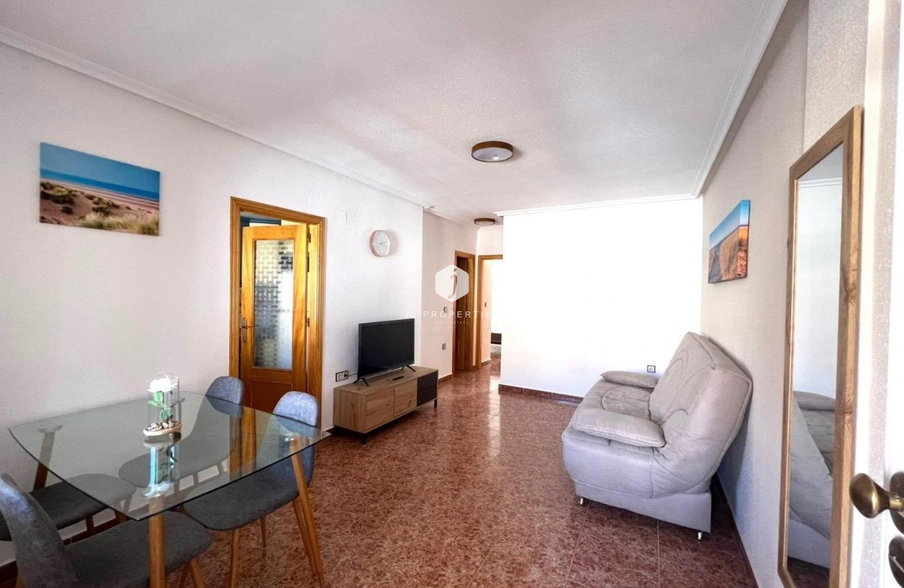 Resale - Bungalow -
Torrevieja - Los Balcones - Los Altos del Edén