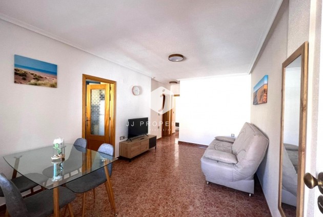 Resale - Bungalow -
Torrevieja - Los Balcones - Los Altos del Edén