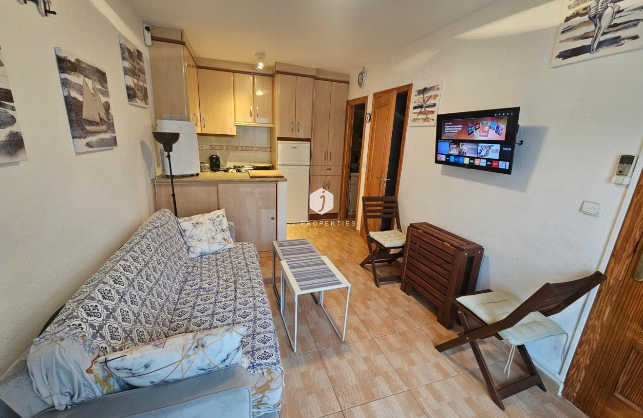 Resale - Bungalow -
Torrevieja - Lago Jardin