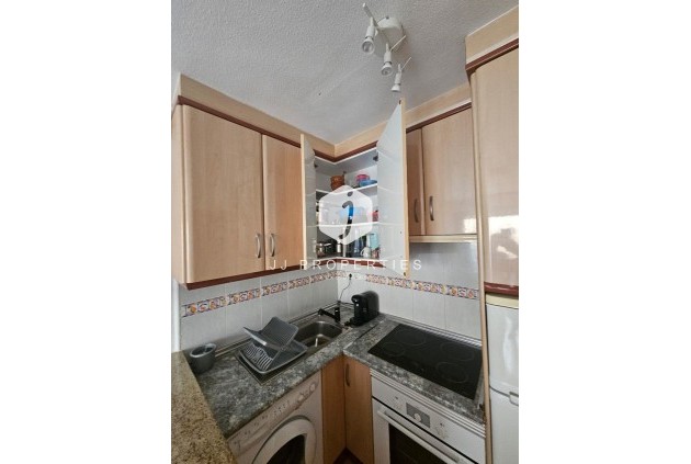 Resale - Bungalow -
Torrevieja - Lago Jardin