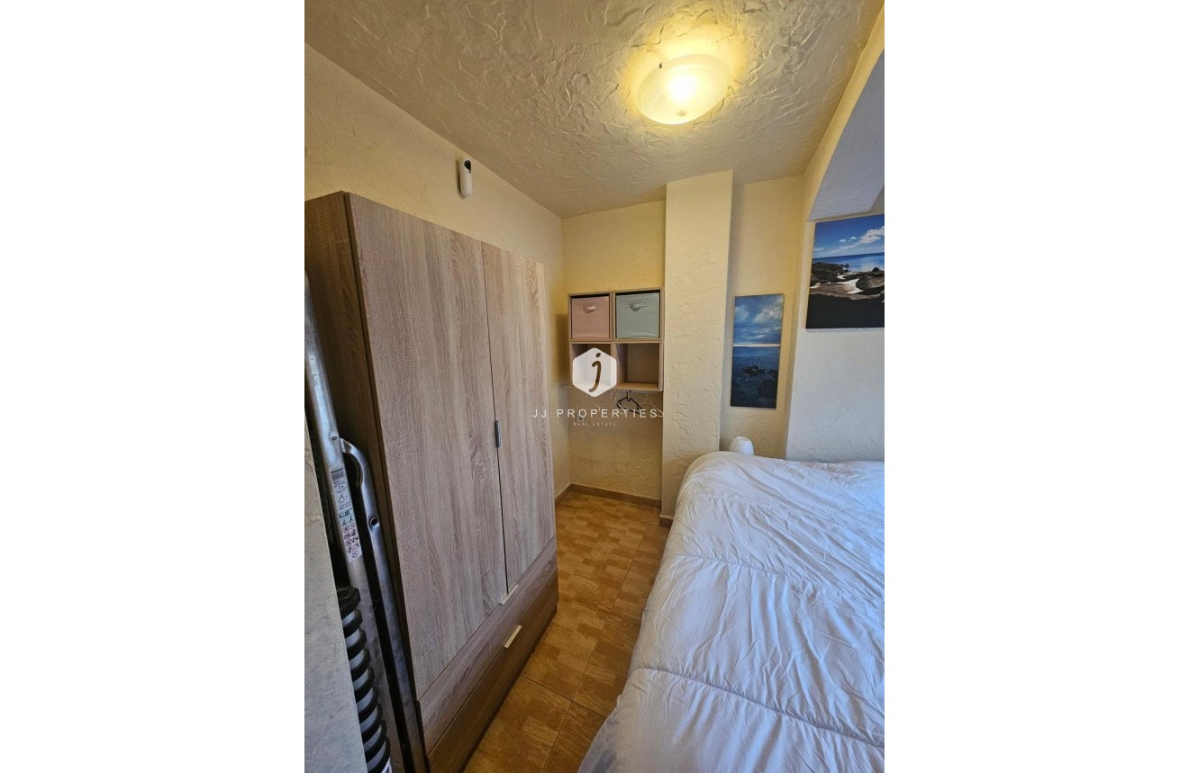 Resale - Bungalow -
Torrevieja - Lago Jardin