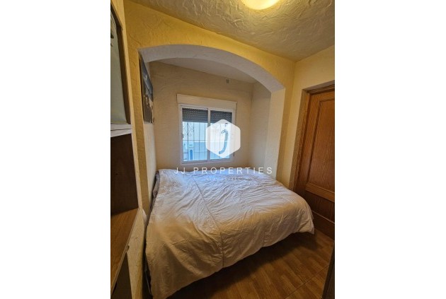 Resale - Bungalow -
Torrevieja - Lago Jardin