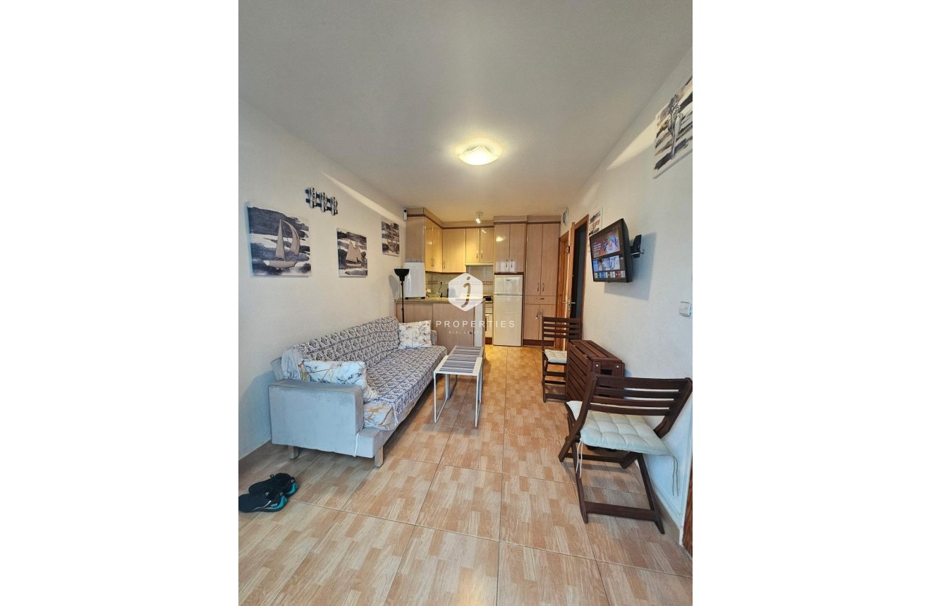 Resale - Bungalow -
Torrevieja - Lago Jardin