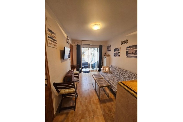 Resale - Bungalow -
Torrevieja - Lago Jardin