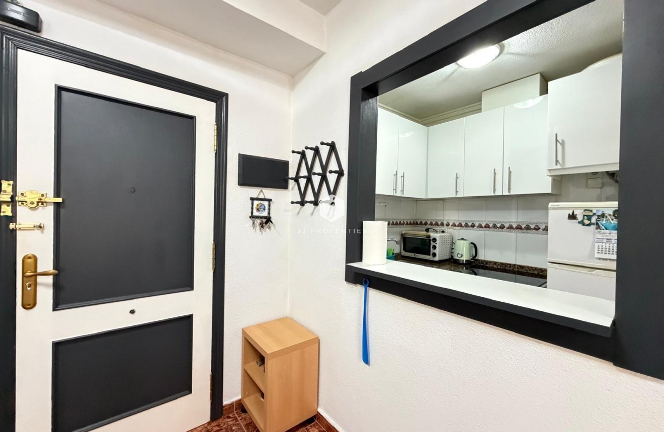D'occasion - Appartement -
Torrevieja - Estacion de autobuses