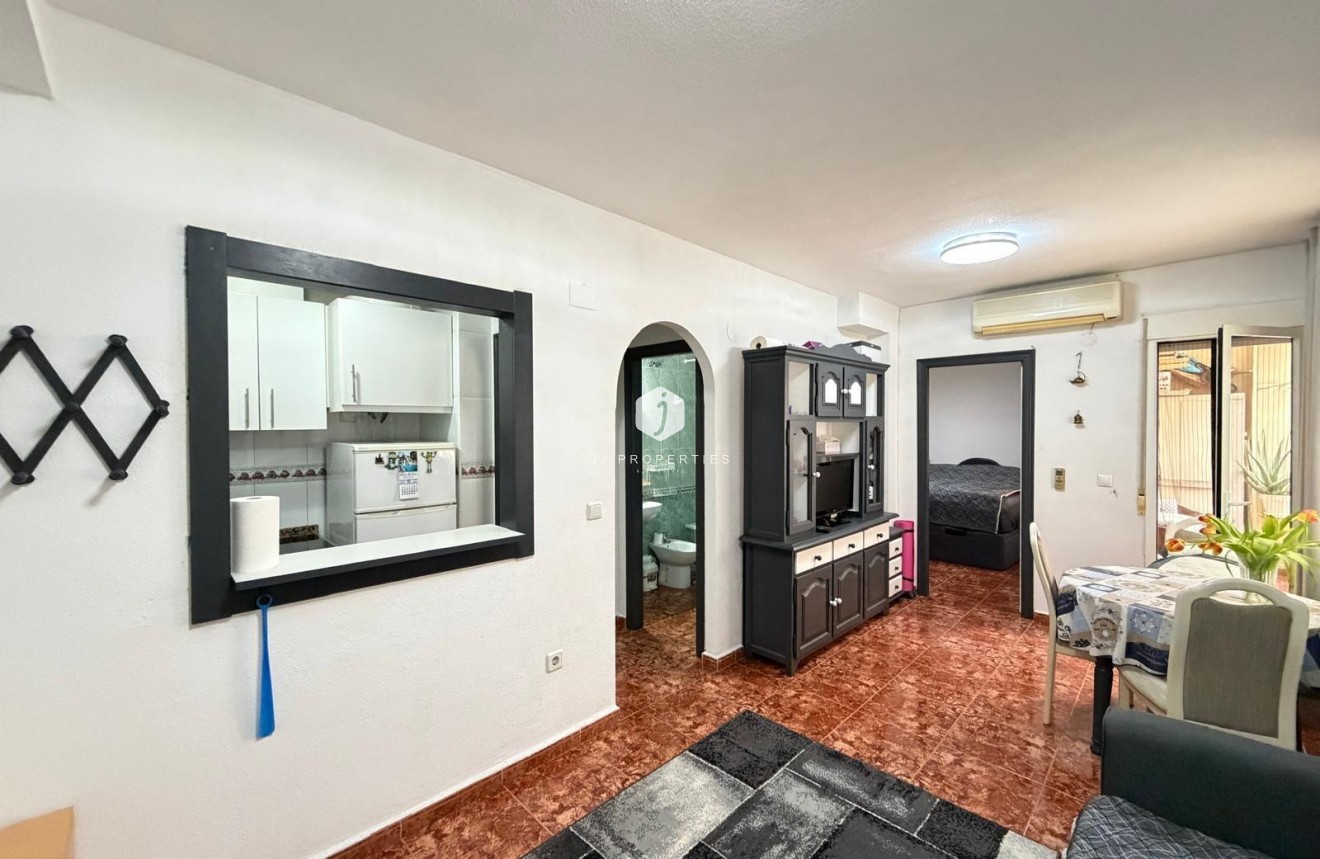 D'occasion - Appartement -
Torrevieja - Estacion de autobuses