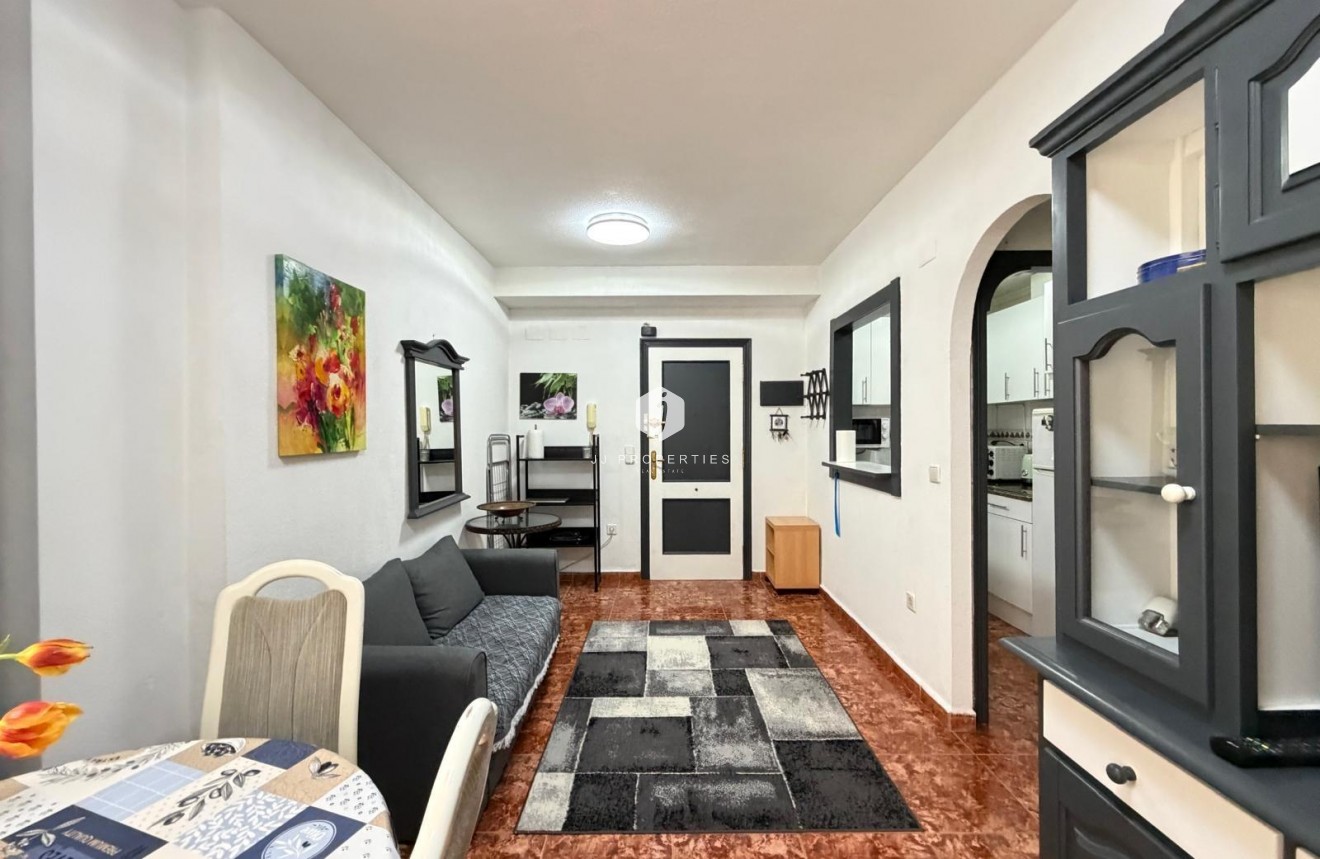 D'occasion - Appartement -
Torrevieja - Estacion de autobuses