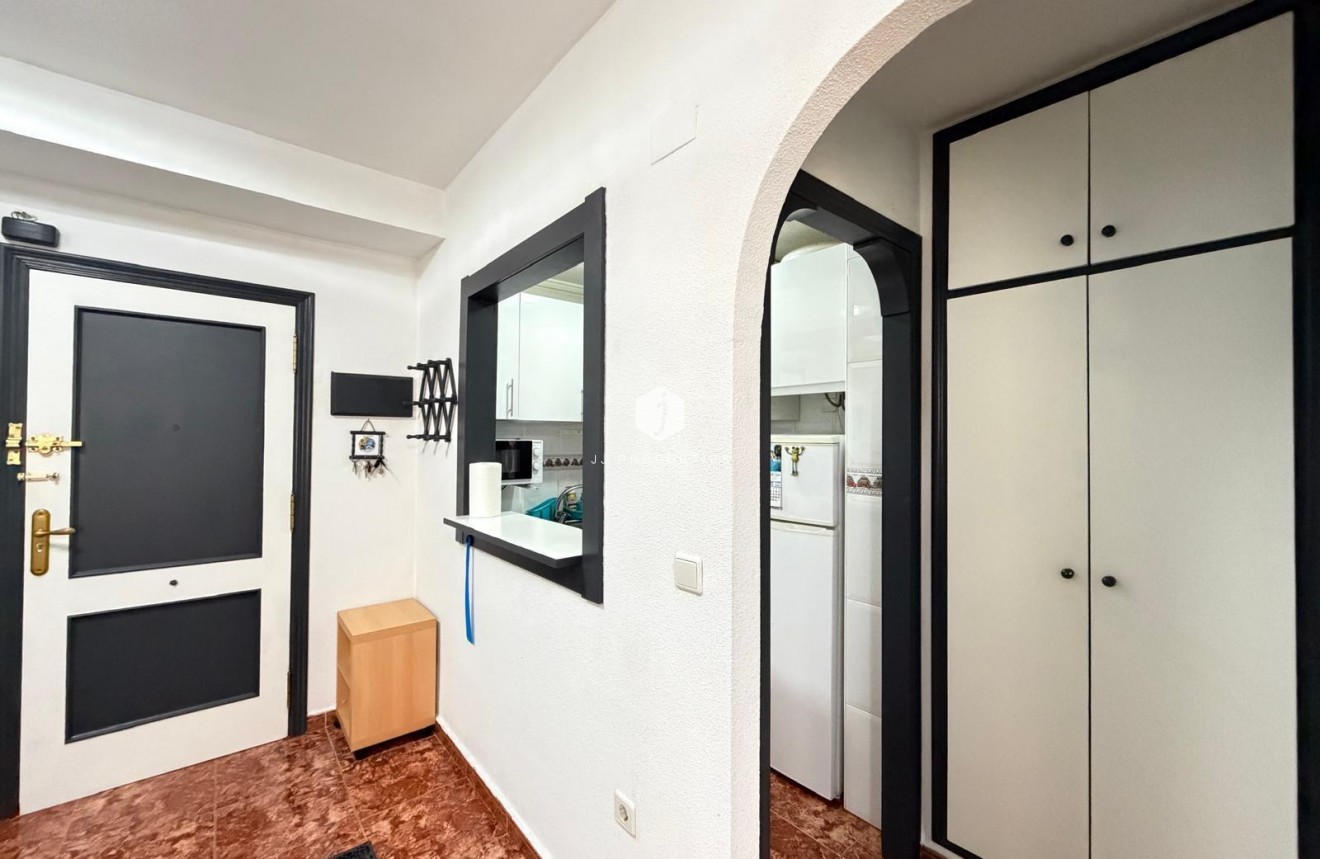 D'occasion - Appartement -
Torrevieja - Estacion de autobuses
