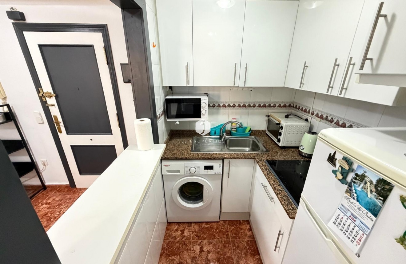 D'occasion - Appartement -
Torrevieja - Estacion de autobuses