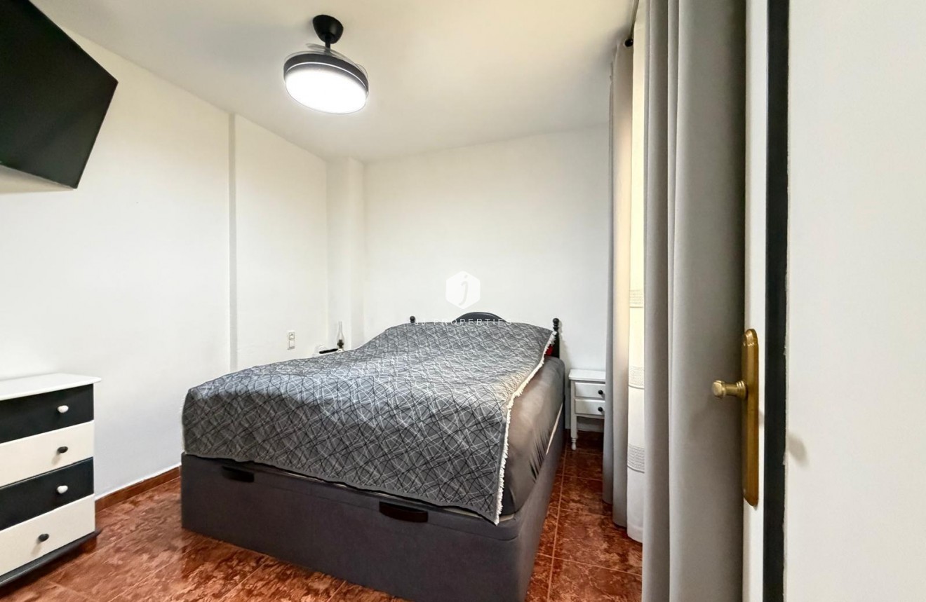 D'occasion - Appartement -
Torrevieja - Estacion de autobuses