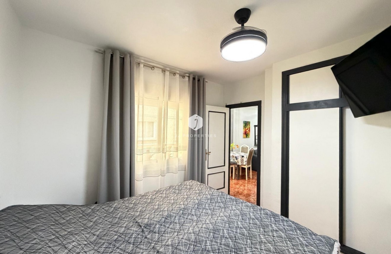 D'occasion - Appartement -
Torrevieja - Estacion de autobuses