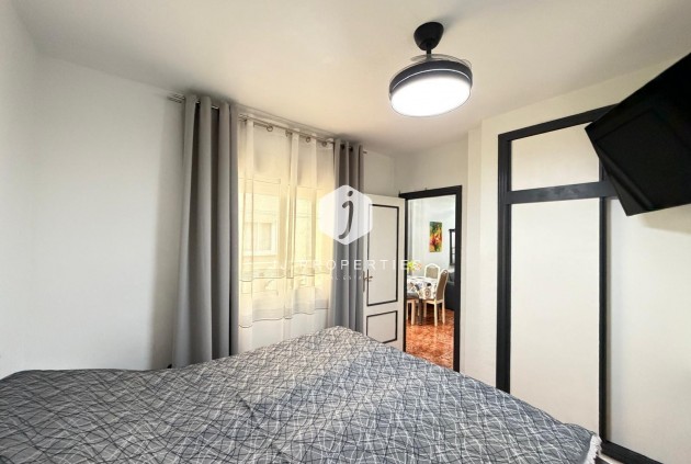 D'occasion - Appartement -
Torrevieja - Estacion de autobuses