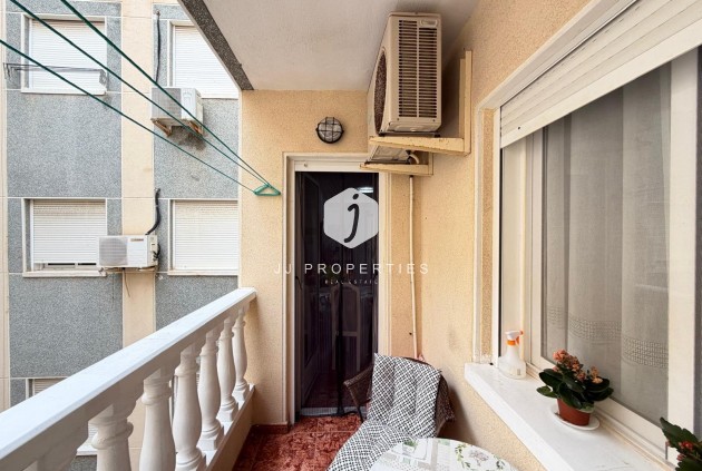 D'occasion - Appartement -
Torrevieja - Estacion de autobuses