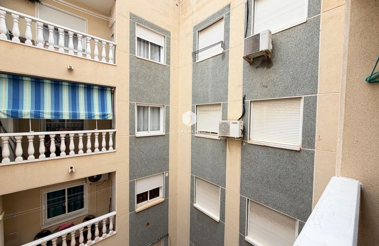 D'occasion - Appartement -
Torrevieja - Estacion de autobuses