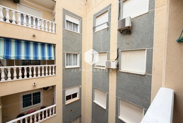 D'occasion - Appartement -
Torrevieja - Estacion de autobuses