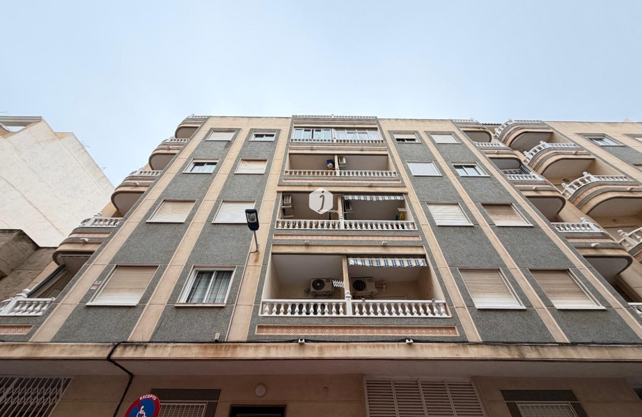D'occasion - Appartement -
Torrevieja - Estacion de autobuses
