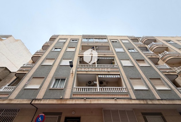 D'occasion - Appartement -
Torrevieja - Estacion de autobuses