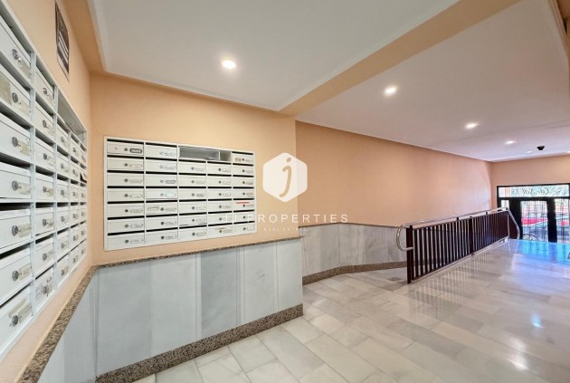 Resale - Apartment / flat -
Torrevieja - Playa del Cura