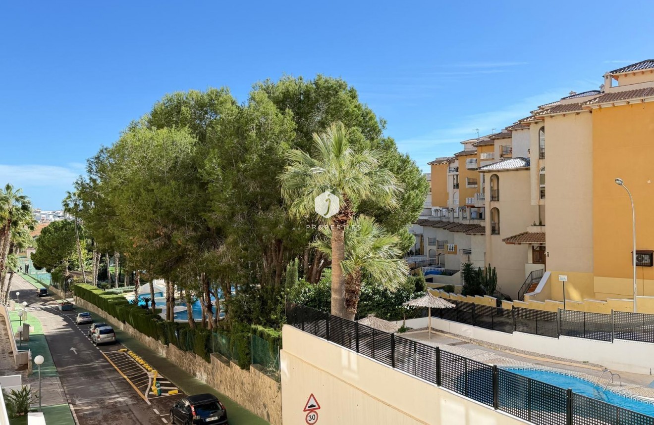 Resale - Apartment / flat -
Orihuela Costa - Altos De Campoamor