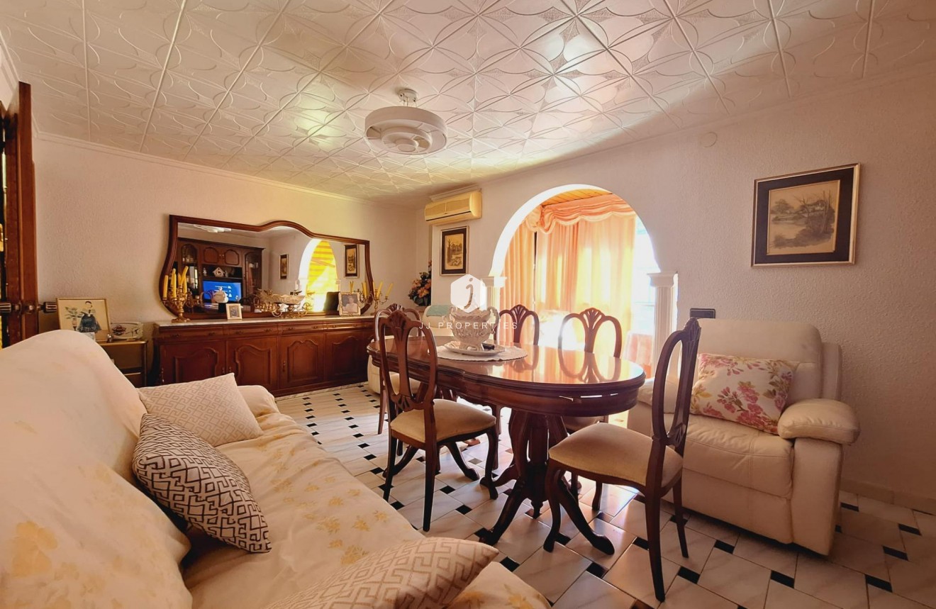 Resale - Apartment / flat -
Torrevieja - Acequion